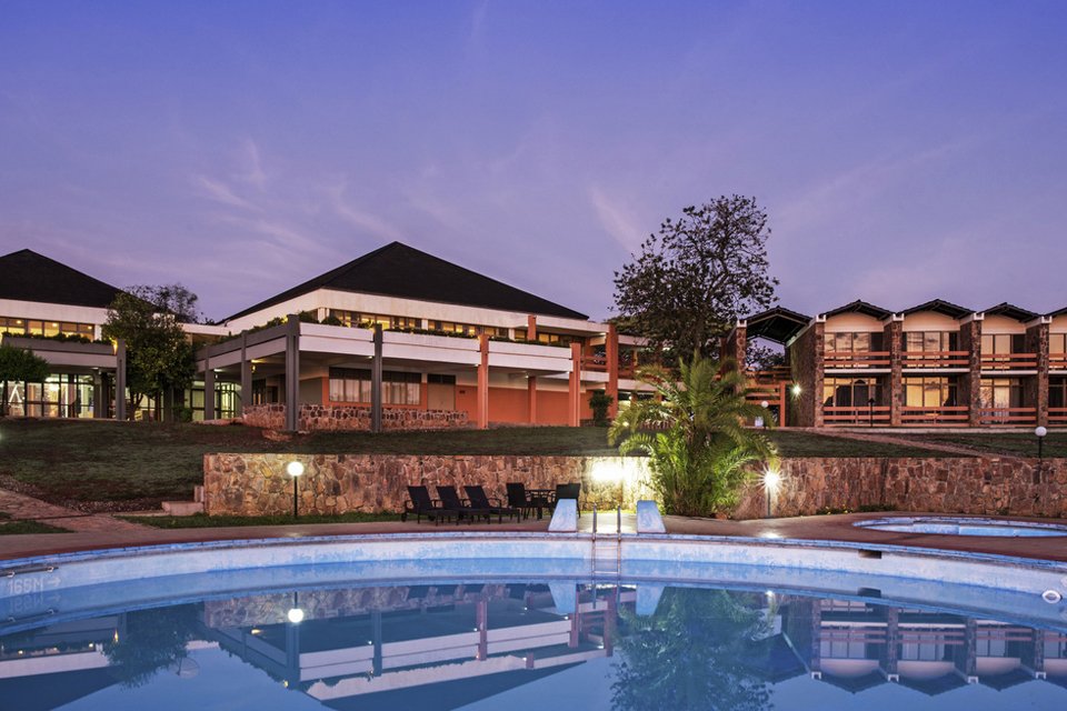 rwanda safari lodge